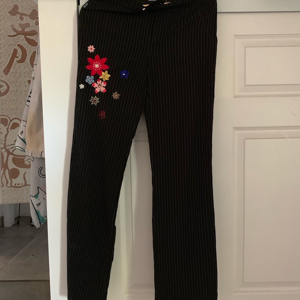 Pants - Picture 3 of 4